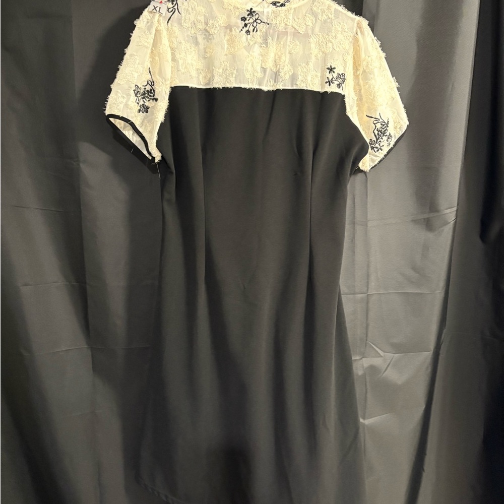 Cream Sheath Midi Dress with Short Sleeves